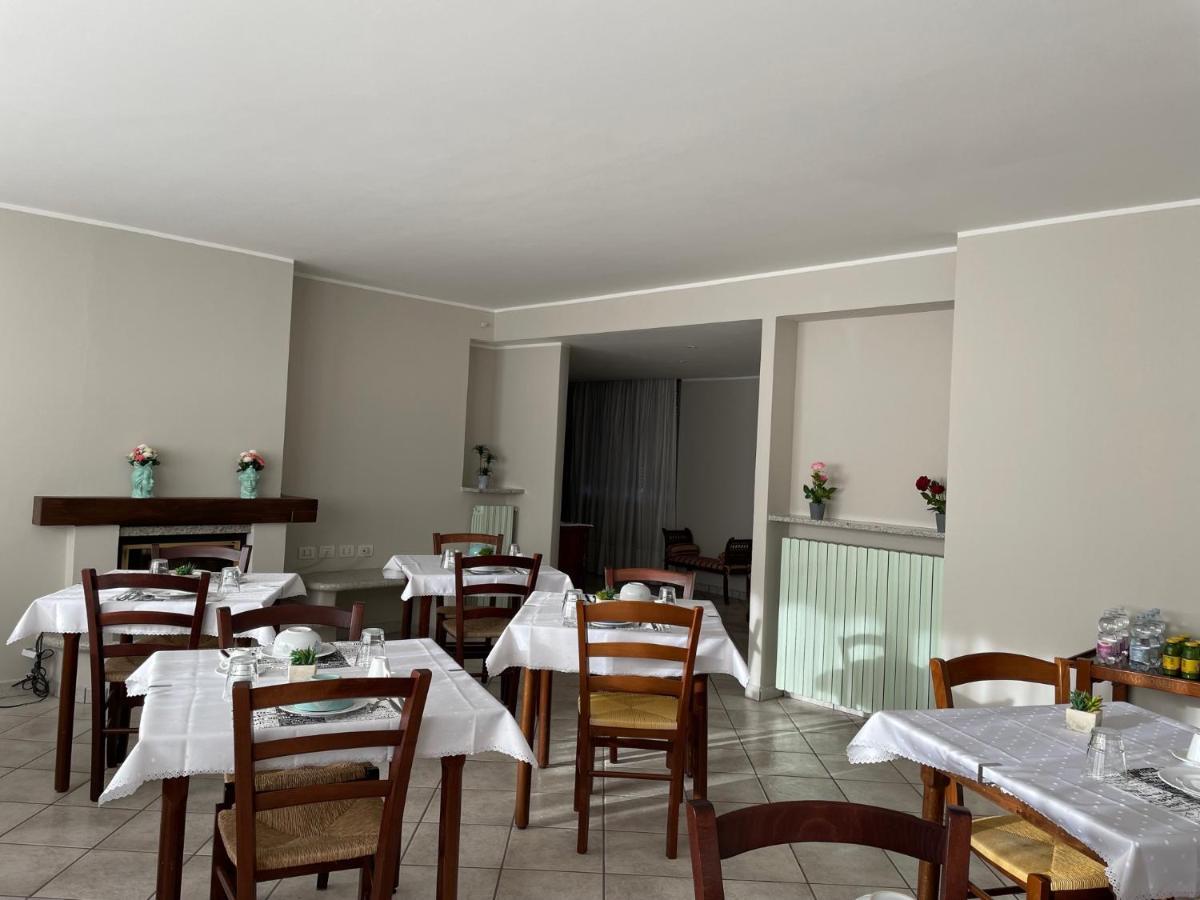 Casa Azzurra Camere Serravalle Sesia 외부 사진